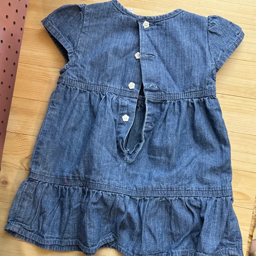 GAP 💙 blue
